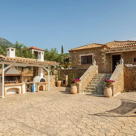 Mani's Aura Seaside-spacious Summer Retreat * Kotronion (West Mani)